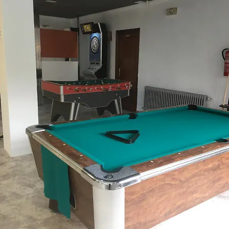 Vendégház Restaurante Moncha *